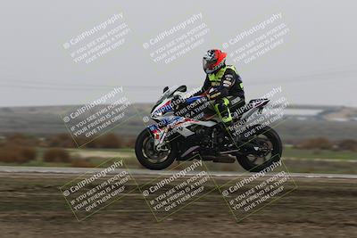 media/Nov-29-2025-TrackDaz (Sat) [[10ae2d9bce]]/C Group/Session 4 (Wheelie Bump)/